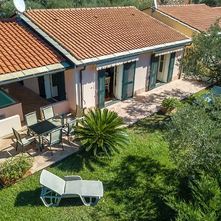 Le Ville Negli Ulivi & Wellness Nyaraló *