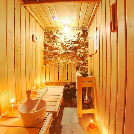 Vakantiehuis Le Ville Negli Ulivi & Wellness