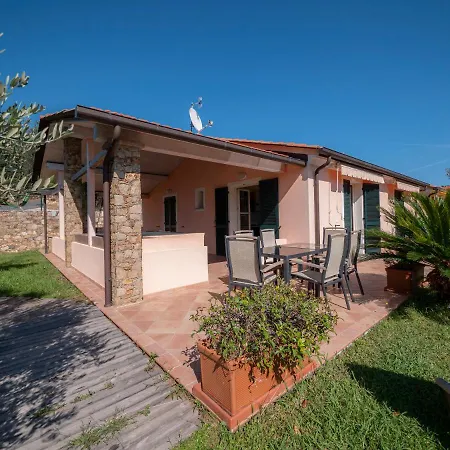 Le Ville Negli Ulivi & Wellness Vakantiehuis Tovo San Giacomo